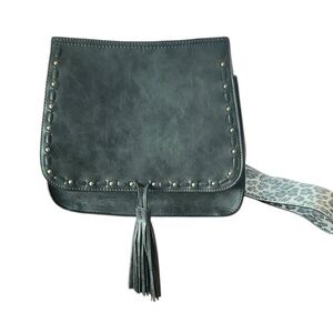 Jen & Co Women’s black Tassel Crossbody Bag with Stud Accents